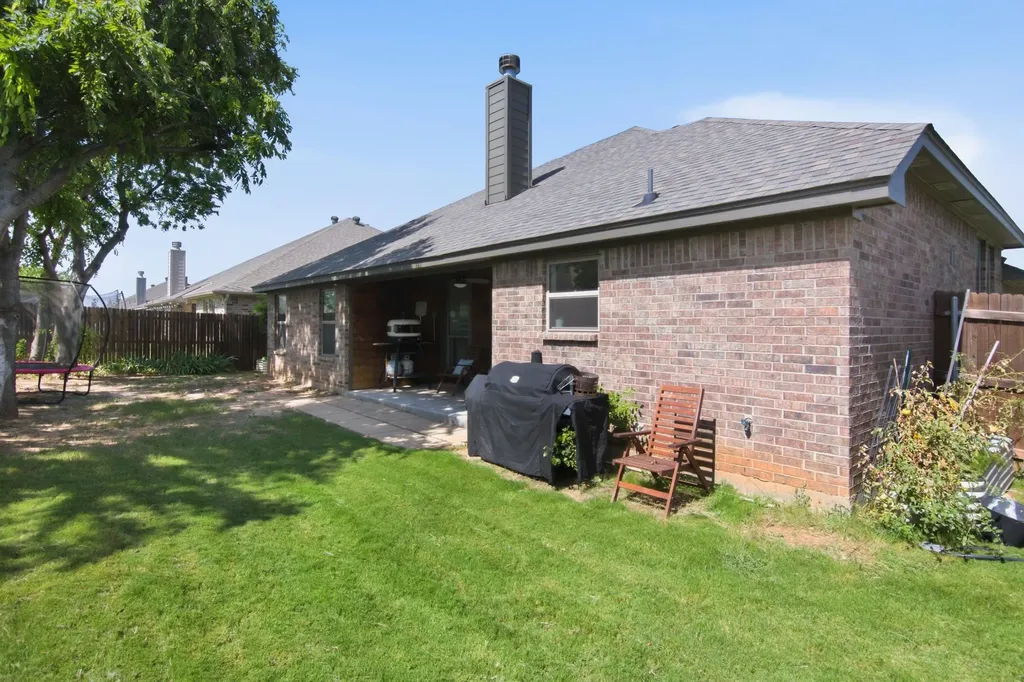 400 Brinkley Drive Saginaw TX 76179