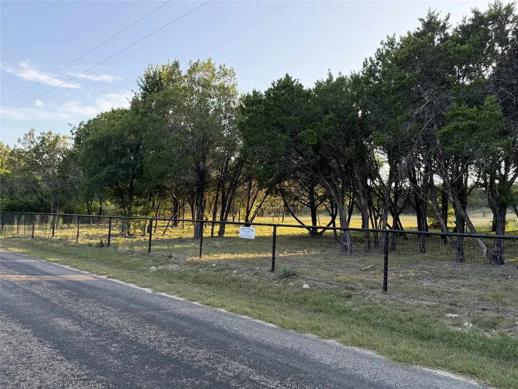 3923 County Road 1007 Glen Rose TX 76043