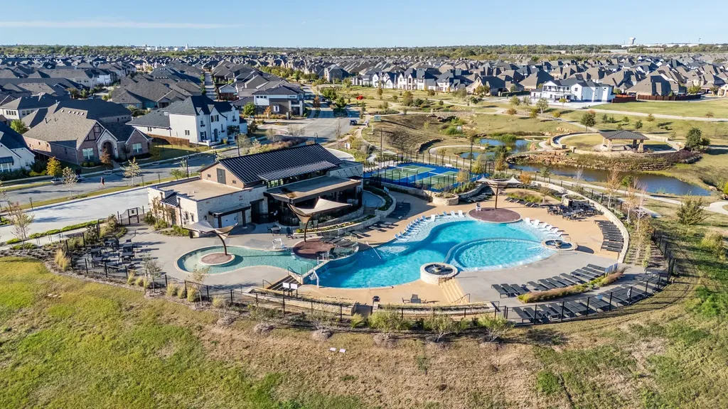 1207 Harris Hawk Way Arlington TX 76005