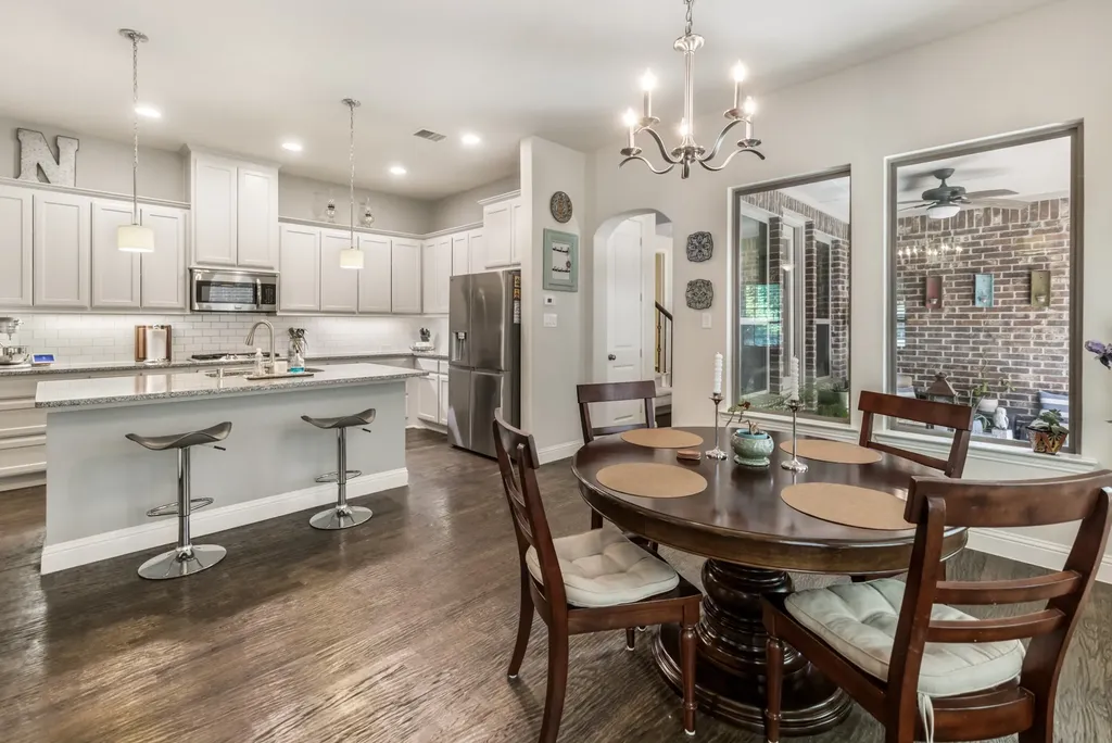 1207 Harris Hawk Way Arlington TX 76005