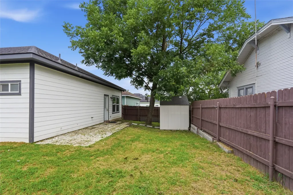 3425 Logan Street Greenville TX 75401