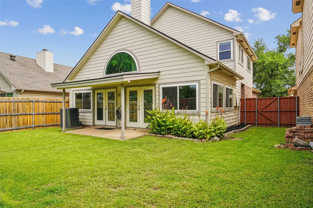 1209 Broken Arrow Trail Carrollton TX 75007