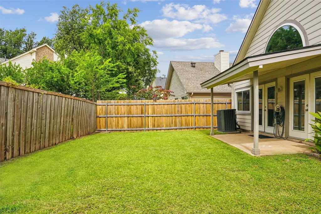 1209 Broken Arrow Trail Carrollton TX 75007