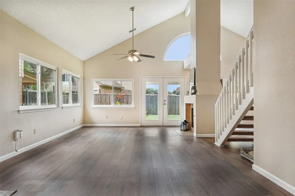 1209 Broken Arrow Trail Carrollton TX 75007