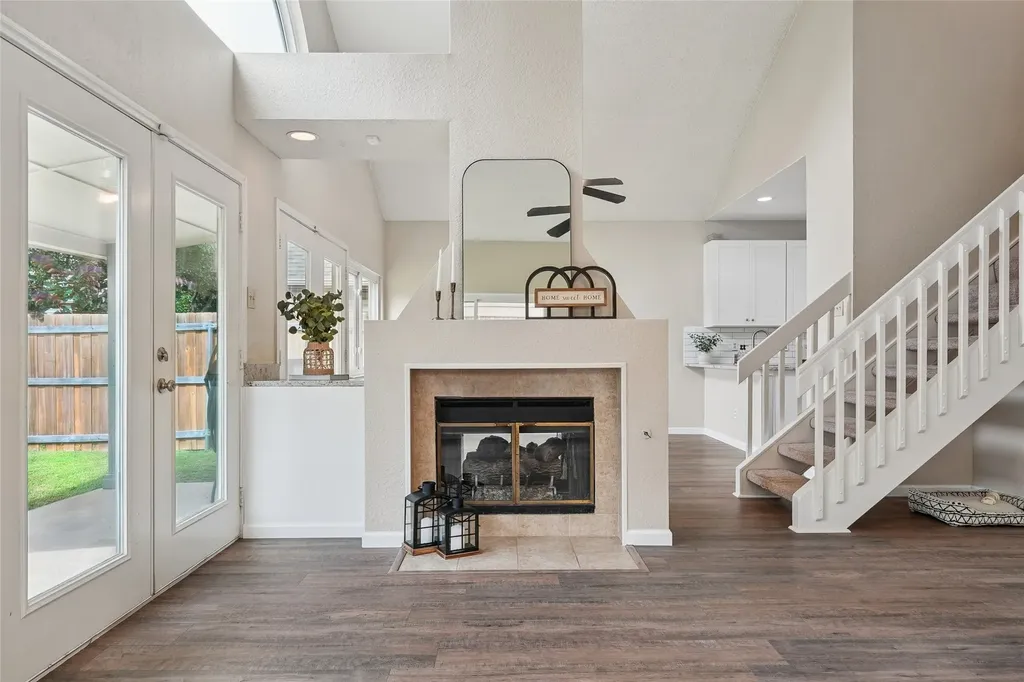 1209 Broken Arrow Trail Carrollton TX 75007
