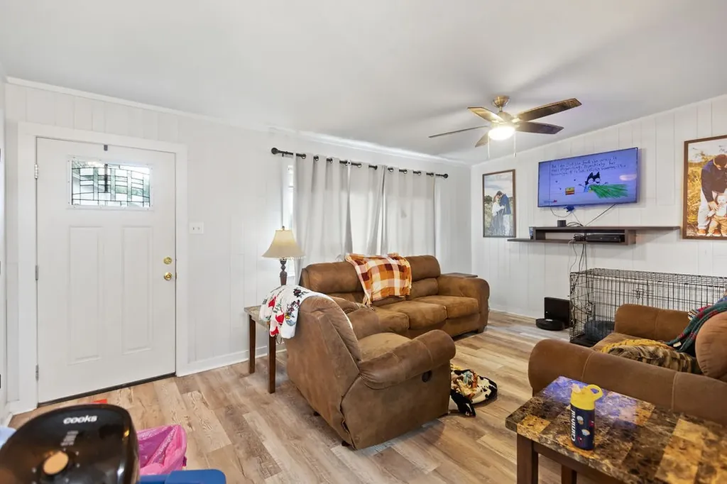801 Oak Street Bonham TX 75418