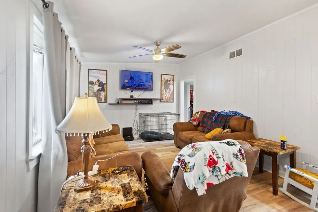 801 Oak Street Bonham TX 75418