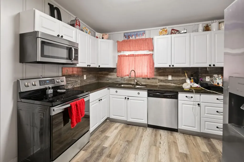 801 Oak Street Bonham TX 75418