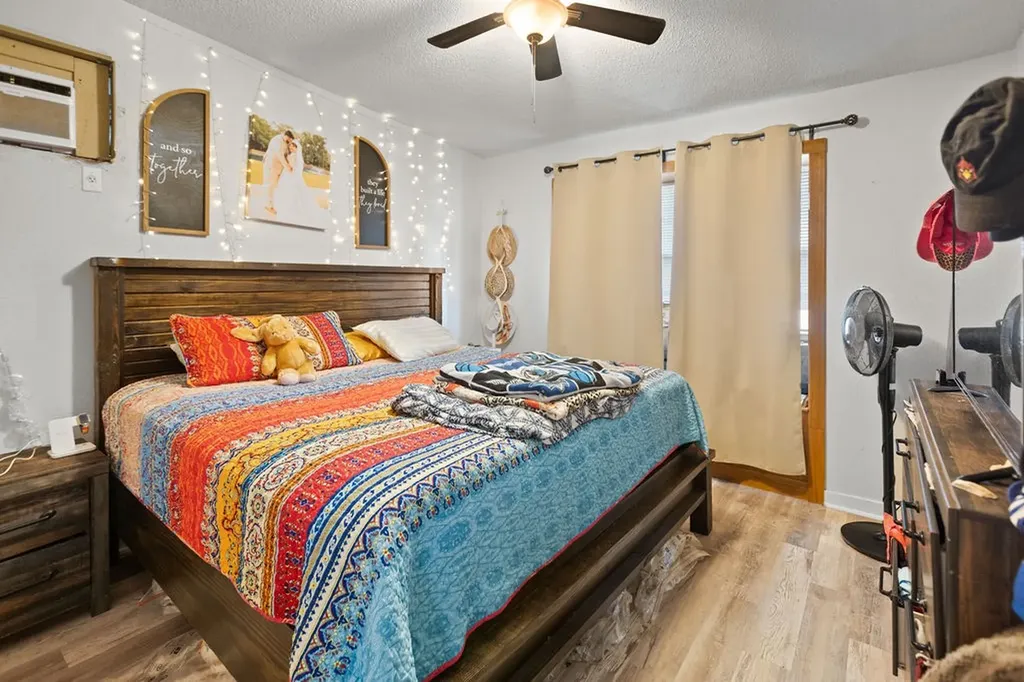 801 Oak Street Bonham TX 75418