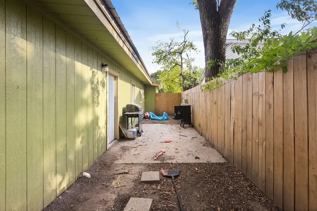 801 Oak Street Bonham TX 75418
