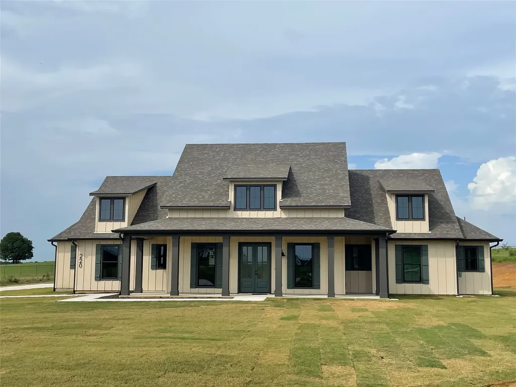 220 Dixie Estates Way Whitesboro TX 76273