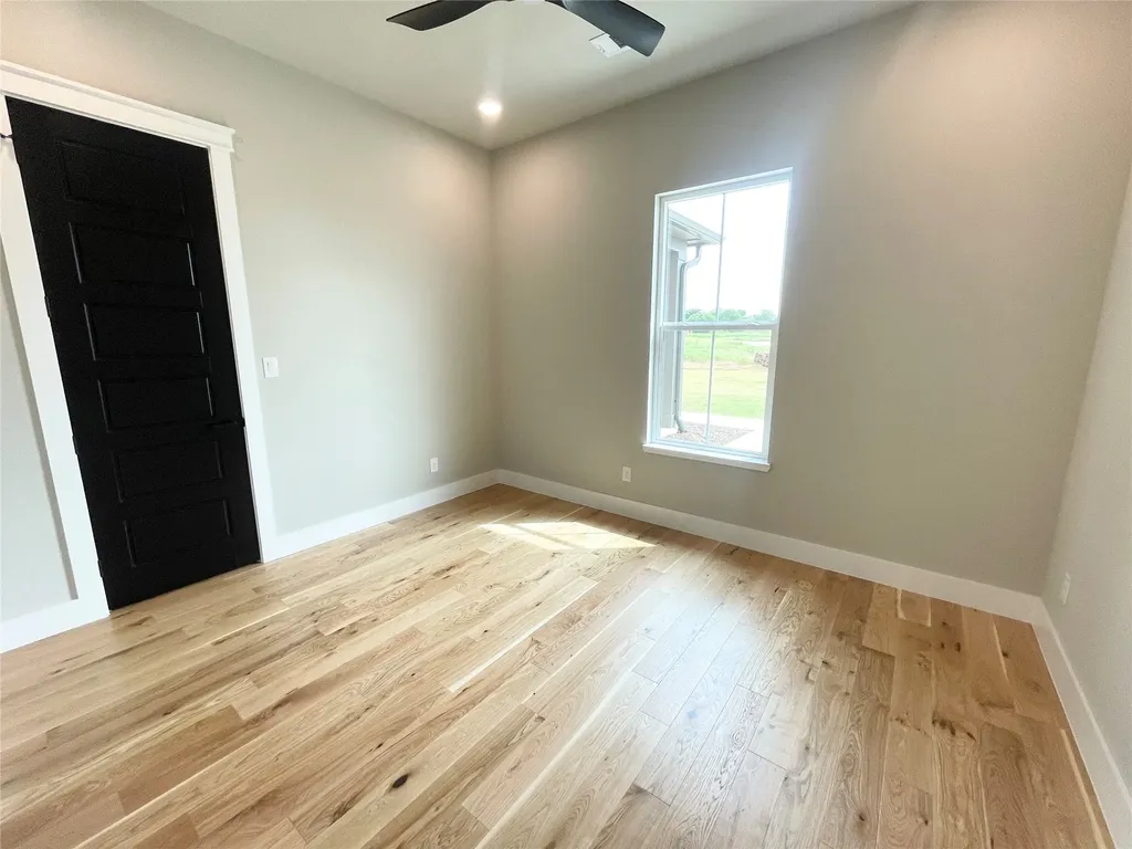 220 Dixie Estates Way Whitesboro TX 76273