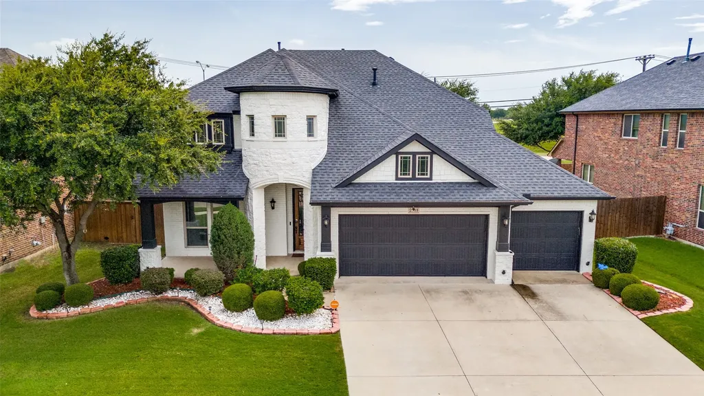 2311 Tawny Owl Road Grand Prairie TX 75052