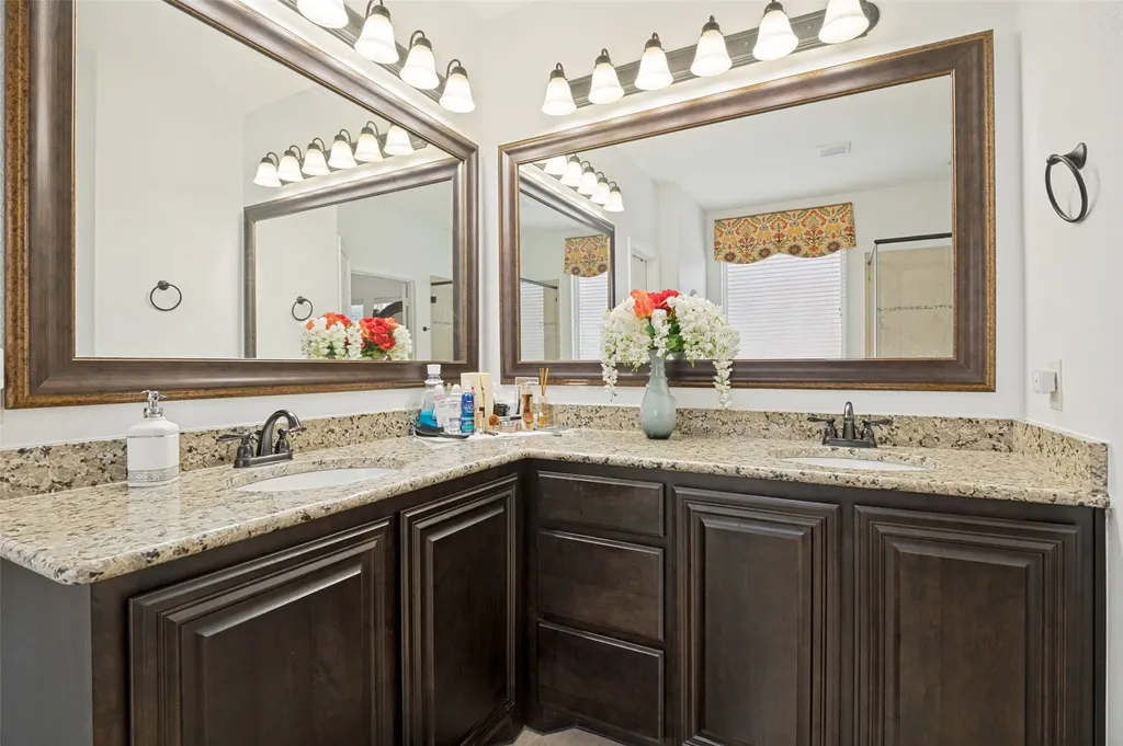 2311 Tawny Owl Road Grand Prairie TX 75052