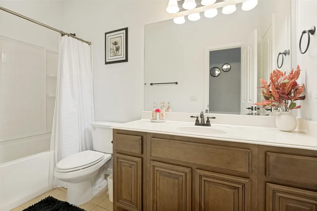 2311 Tawny Owl Road Grand Prairie TX 75052