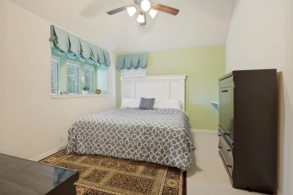 2311 Tawny Owl Road Grand Prairie TX 75052