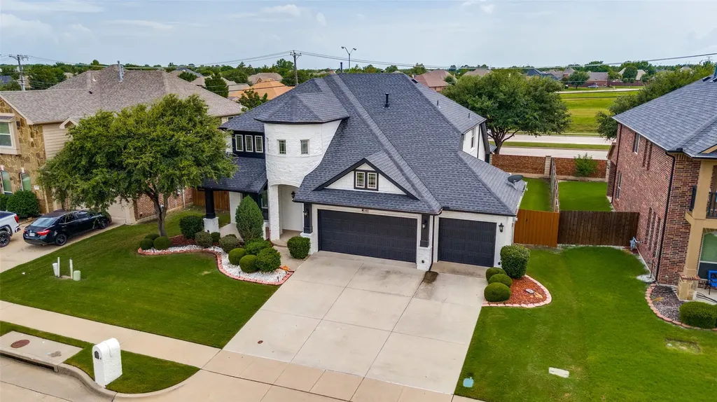 2311 Tawny Owl Road Grand Prairie TX 75052
