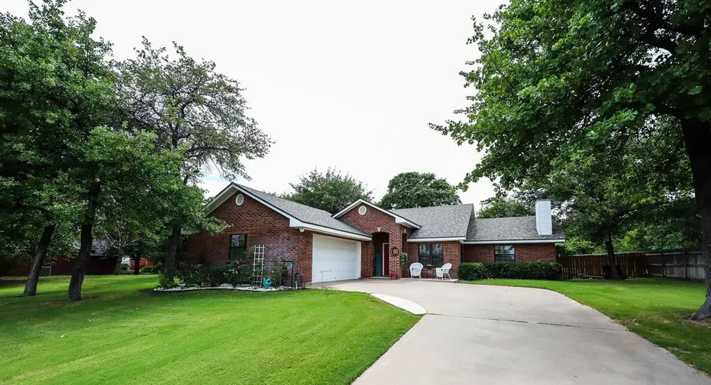 575 Hilltop Street Baird TX 79504