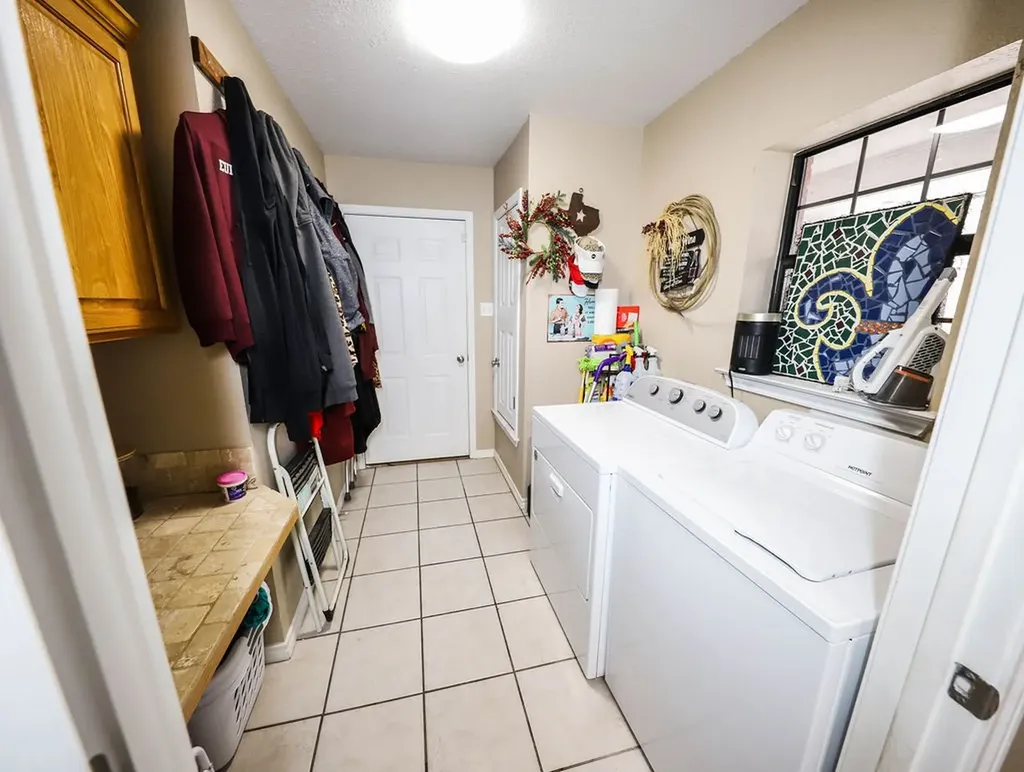 575 Hilltop Street Baird TX 79504