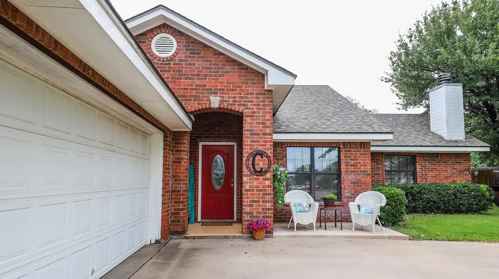 575 Hilltop Street Baird TX 79504