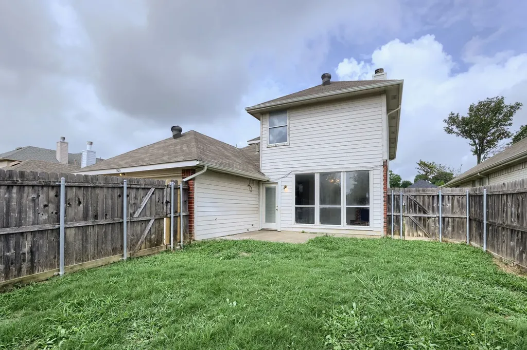 1626 Arbor Creek Drive Garland TX 75040