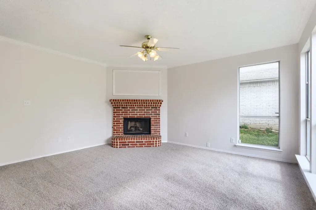 1626 Arbor Creek Drive Garland TX 75040