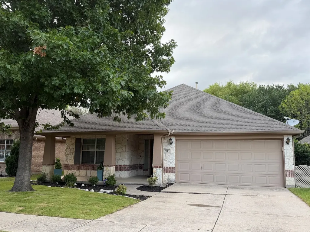 708 Creekside Drive Little Elm TX 75068