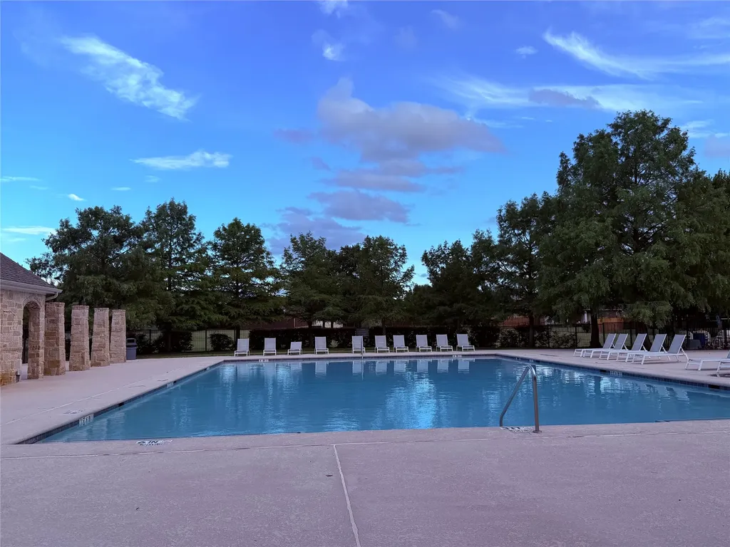 708 Creekside Drive Little Elm TX 75068