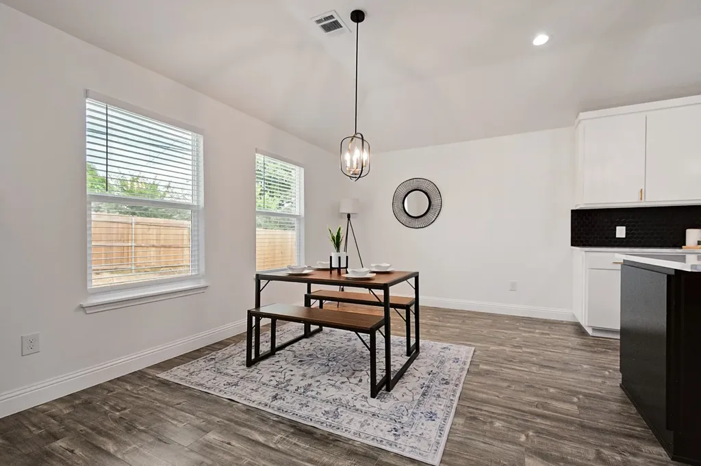 4325 Carmel Avenue Fort Worth TX 76119