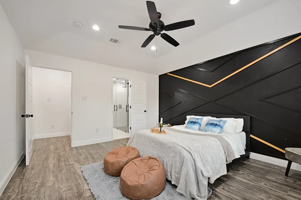 4325 Carmel Avenue Fort Worth TX 76119