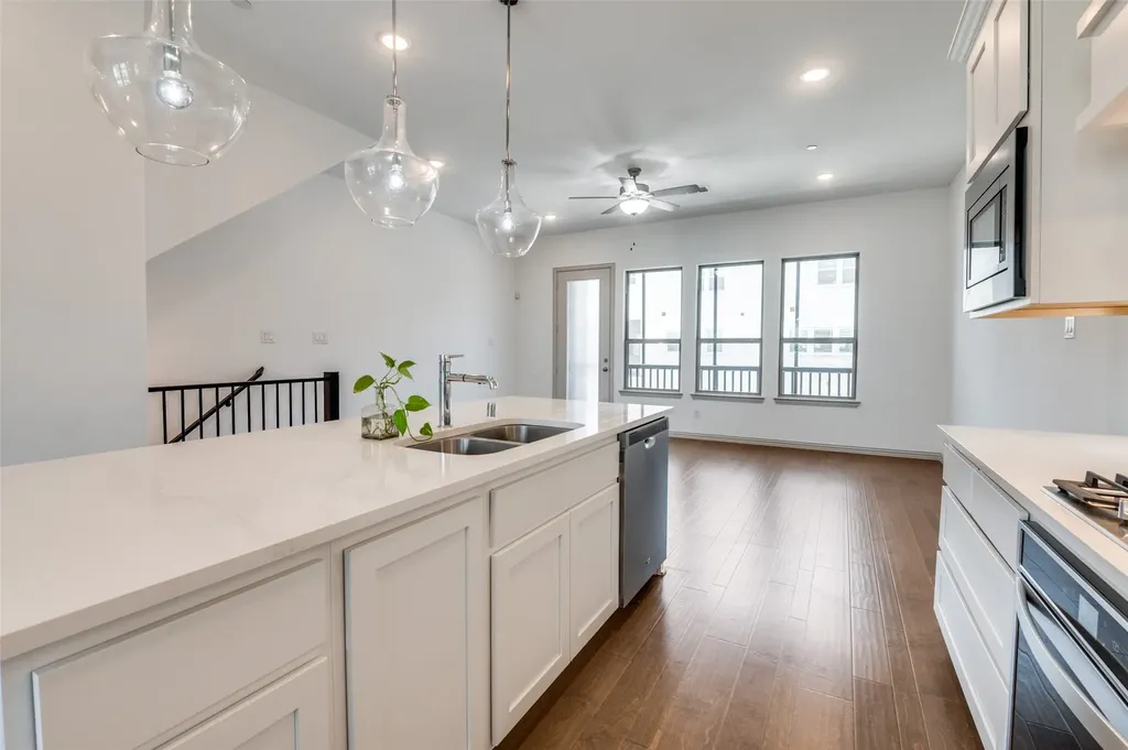 3709 Sailing View Boulevard Arlington TX 76005