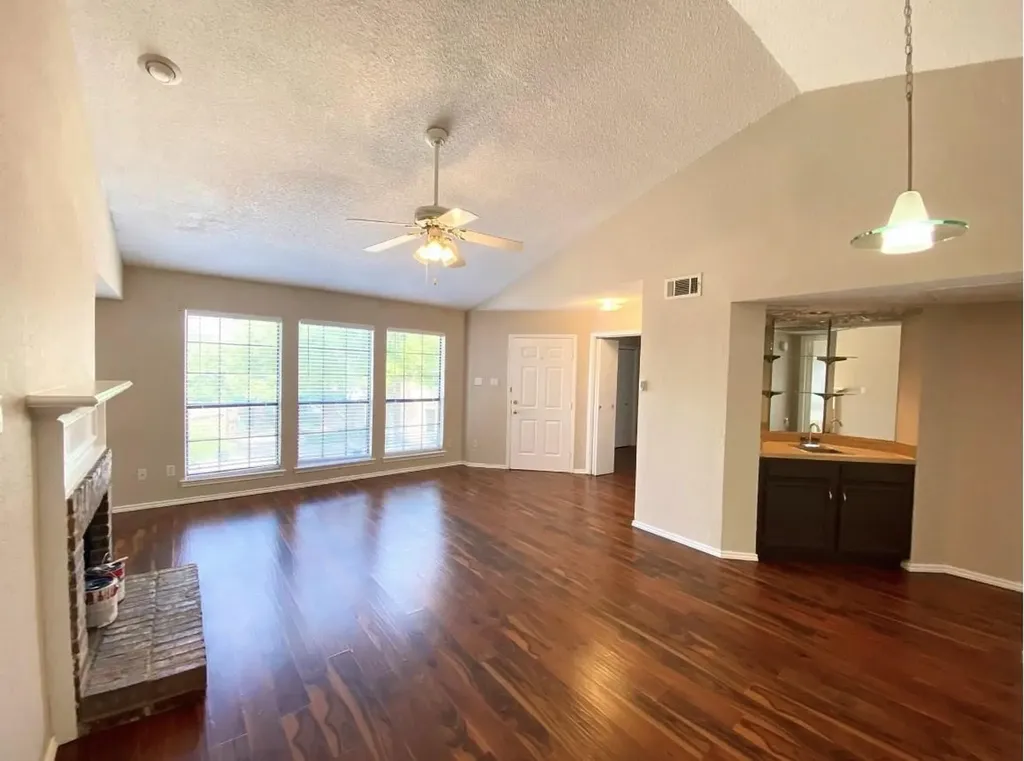 3101 Townbluff Drive Plano TX 75075