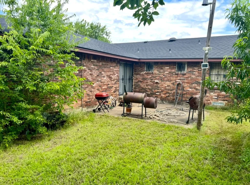 1244 Serenade Dallas TX 75241
