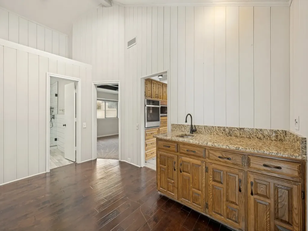 2702 Lookout Place Carrollton TX 75007