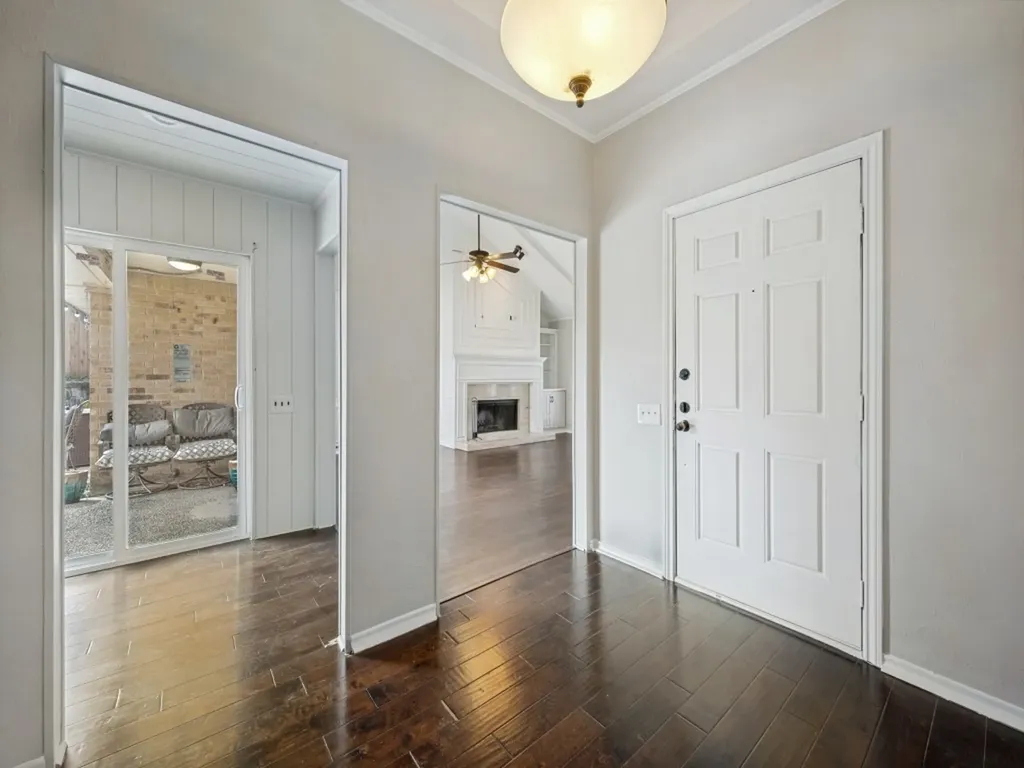 2702 Lookout Place Carrollton TX 75007