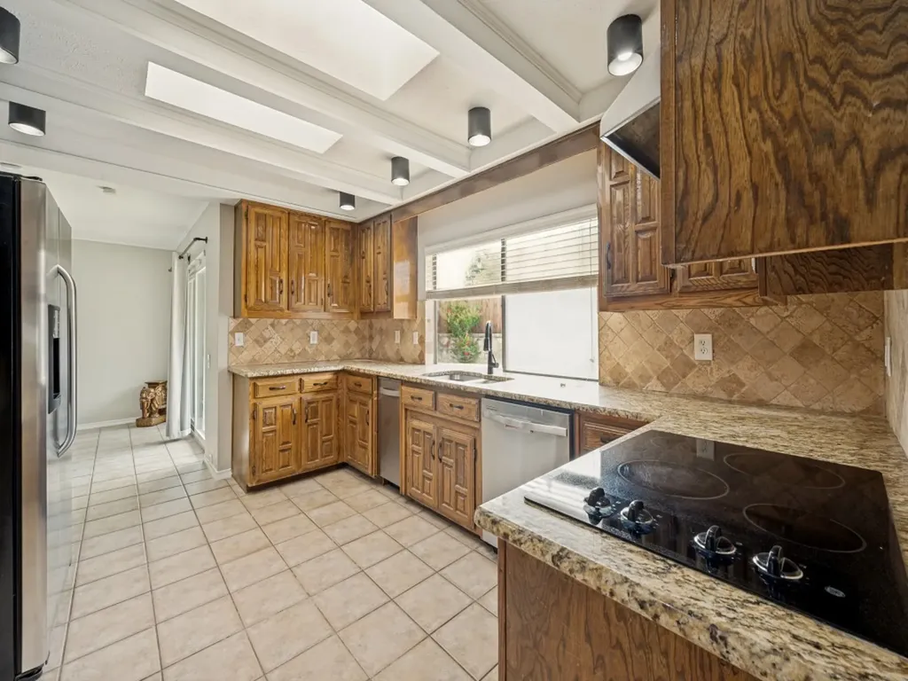 2702 Lookout Place Carrollton TX 75007
