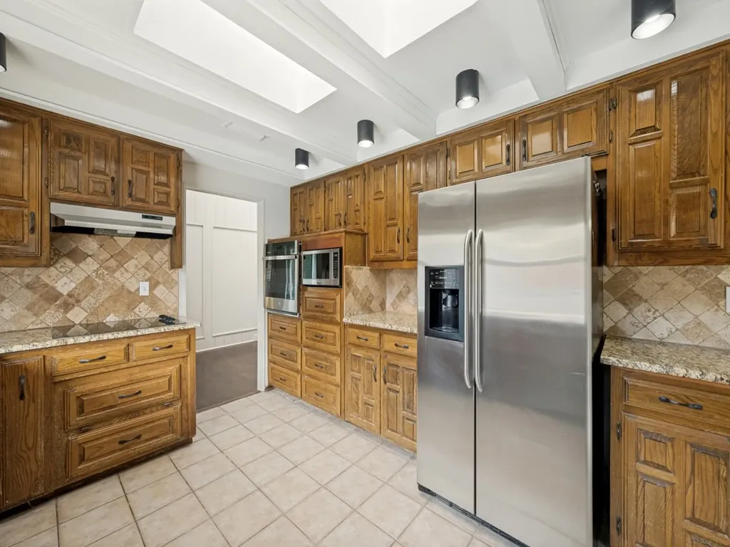 2702 Lookout Place Carrollton TX 75007