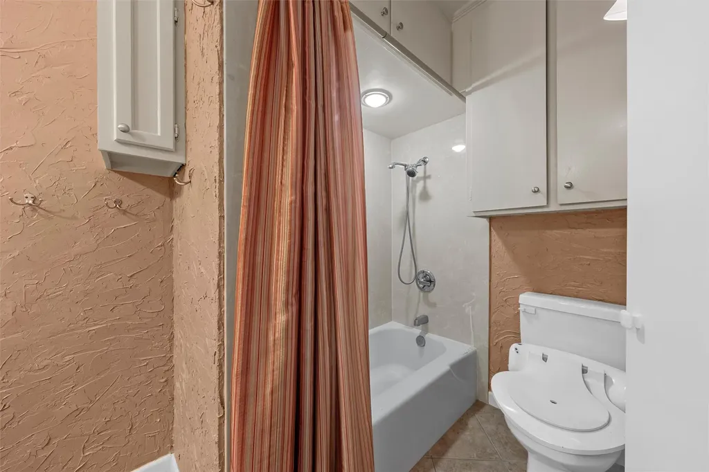 701 Arlington Drive Woodway TX 76712