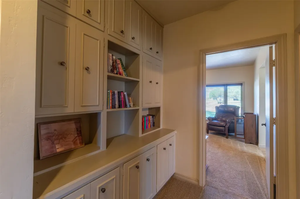 1811 Wallace Avenue Paducah TX 79248