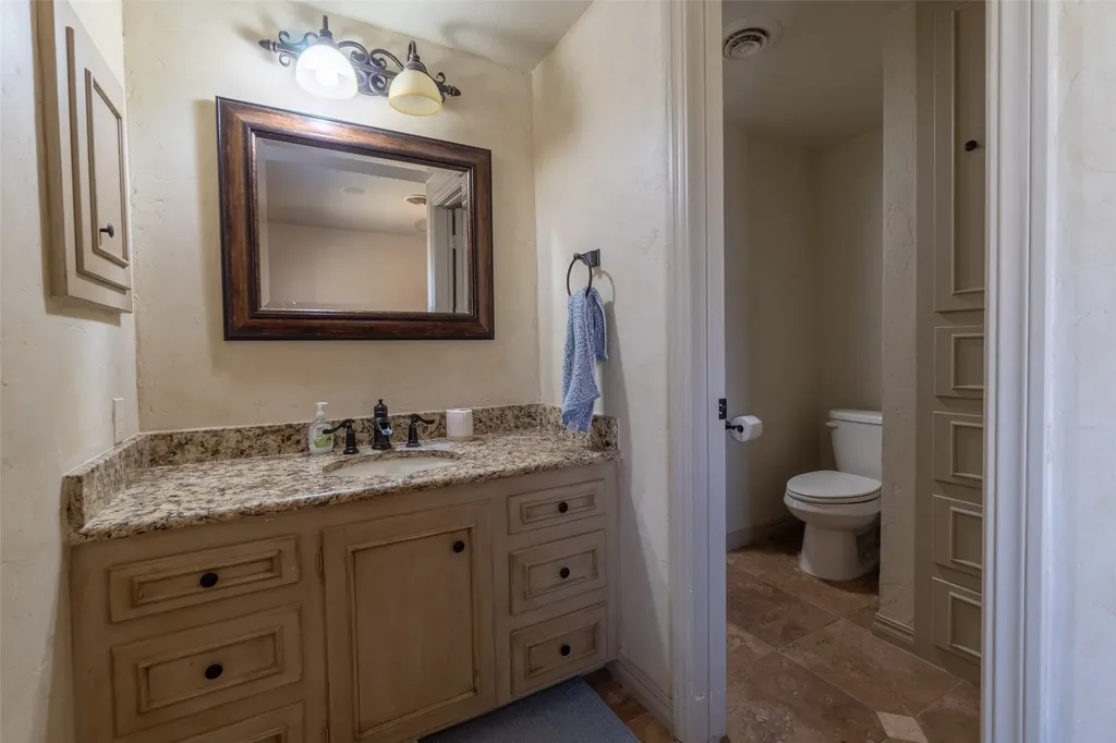 1811 Wallace Avenue Paducah TX 79248