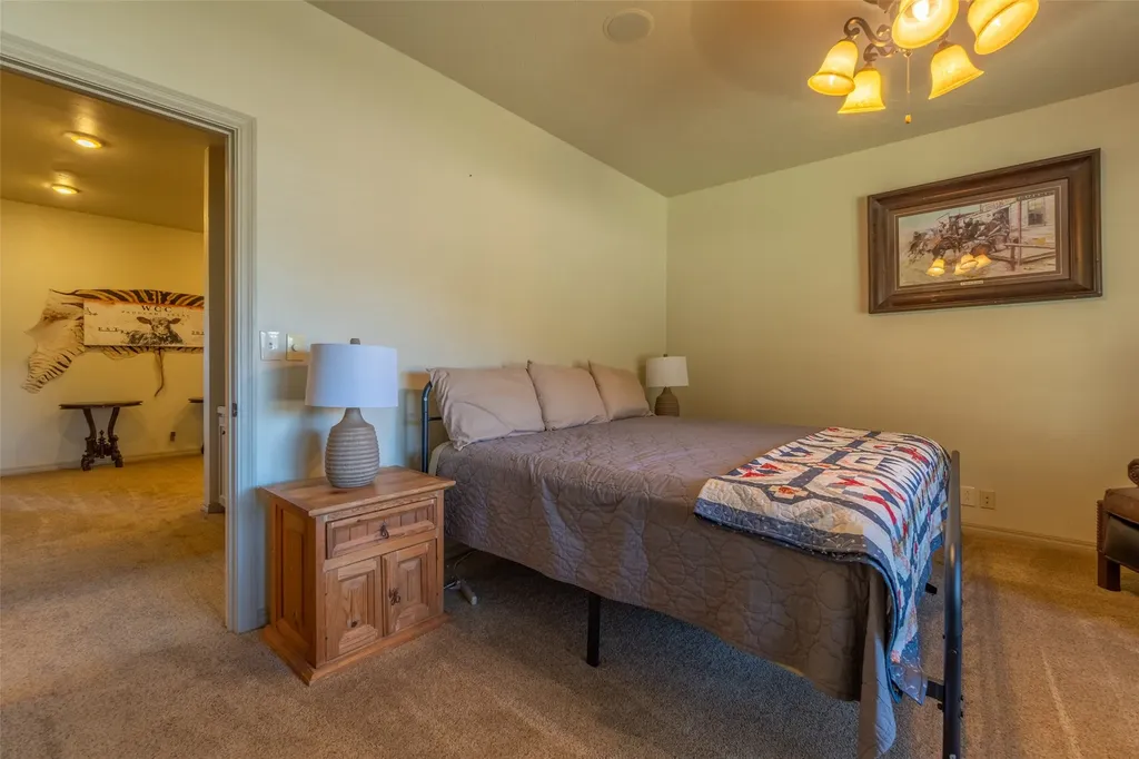 1811 Wallace Avenue Paducah TX 79248