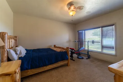 1811 Wallace Avenue Paducah TX 79248