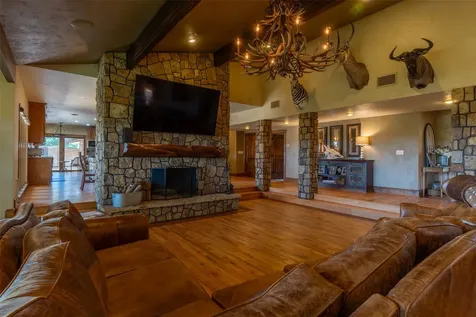1811 Wallace Avenue Paducah TX 79248