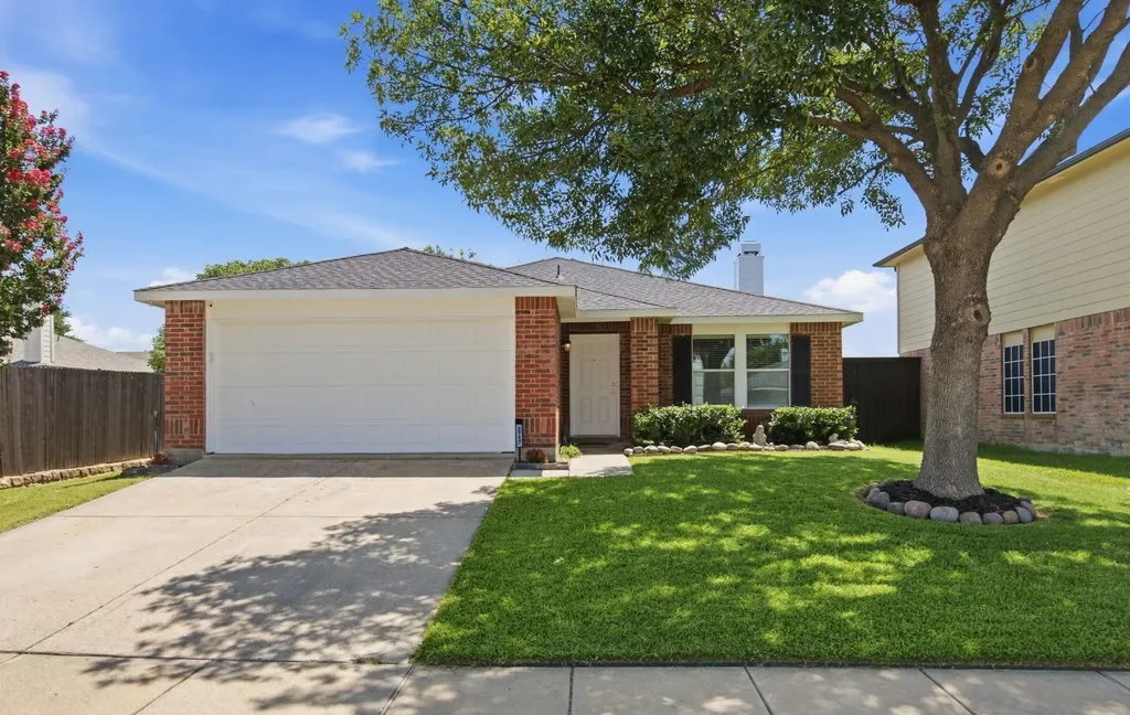 2717 Lazy Oak Drive Little Elm TX 75068