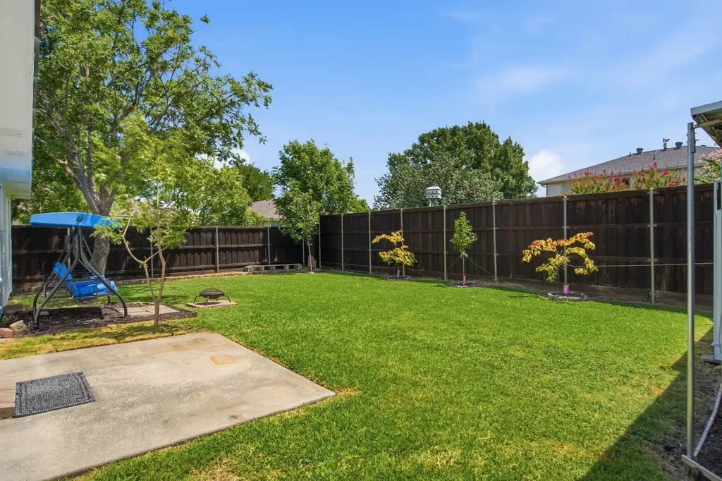 2717 Lazy Oak Drive Little Elm TX 75068
