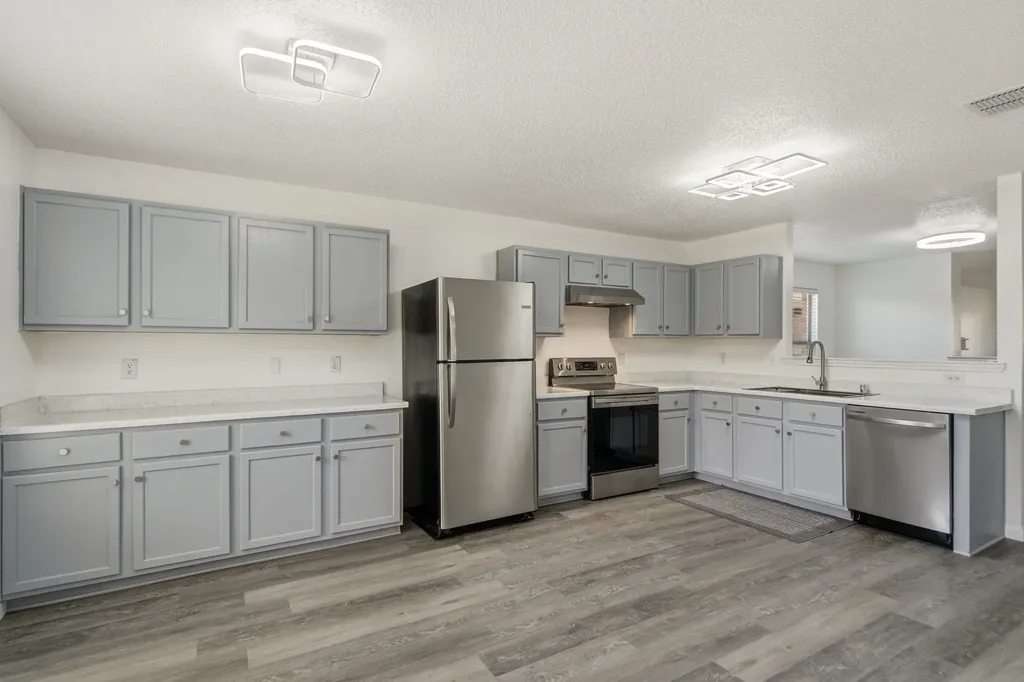 2717 Lazy Oak Drive Little Elm TX 75068