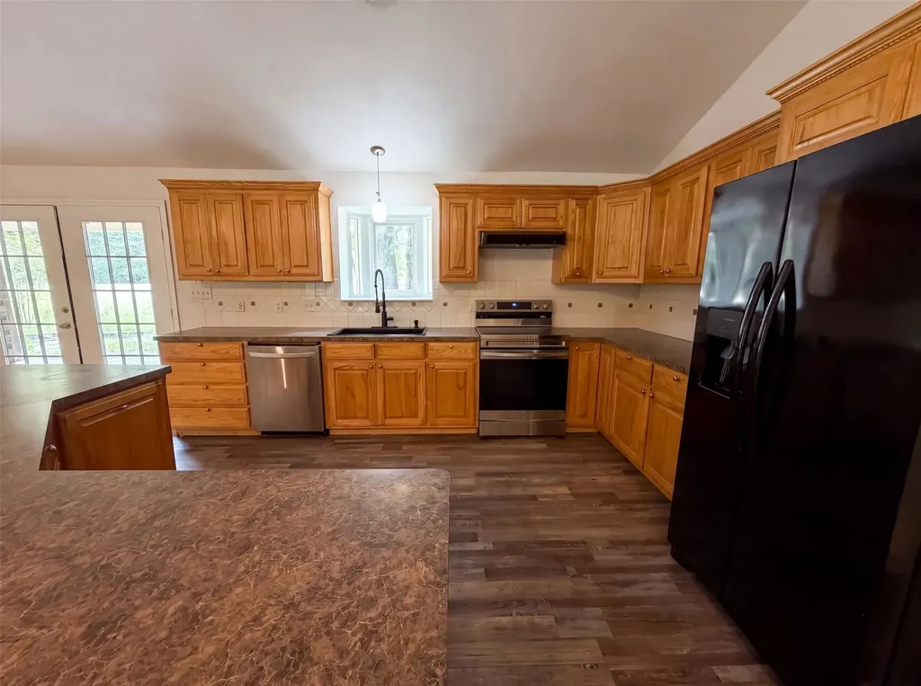 205 Private Road 6980 Alba TX 75410