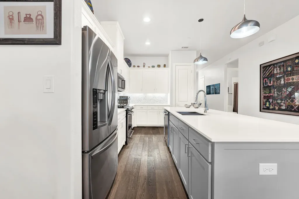 5015 Meridian Lane Addison TX 75001