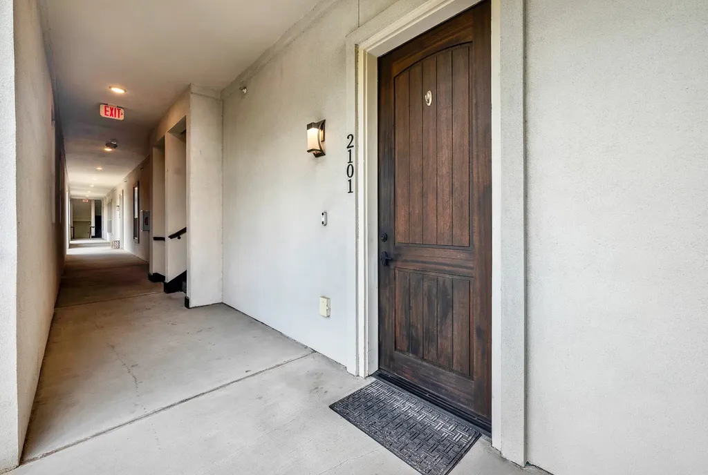 5015 Meridian Lane Addison TX 75001