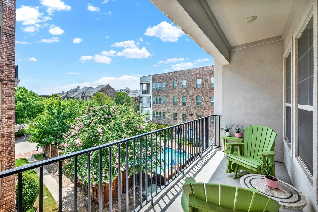 5015 Meridian Lane Addison TX 75001